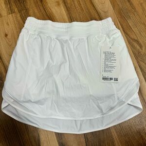 Lululemon Hotty Hot Skirt.